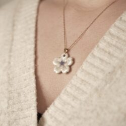 Collier Sakura en porcelaine